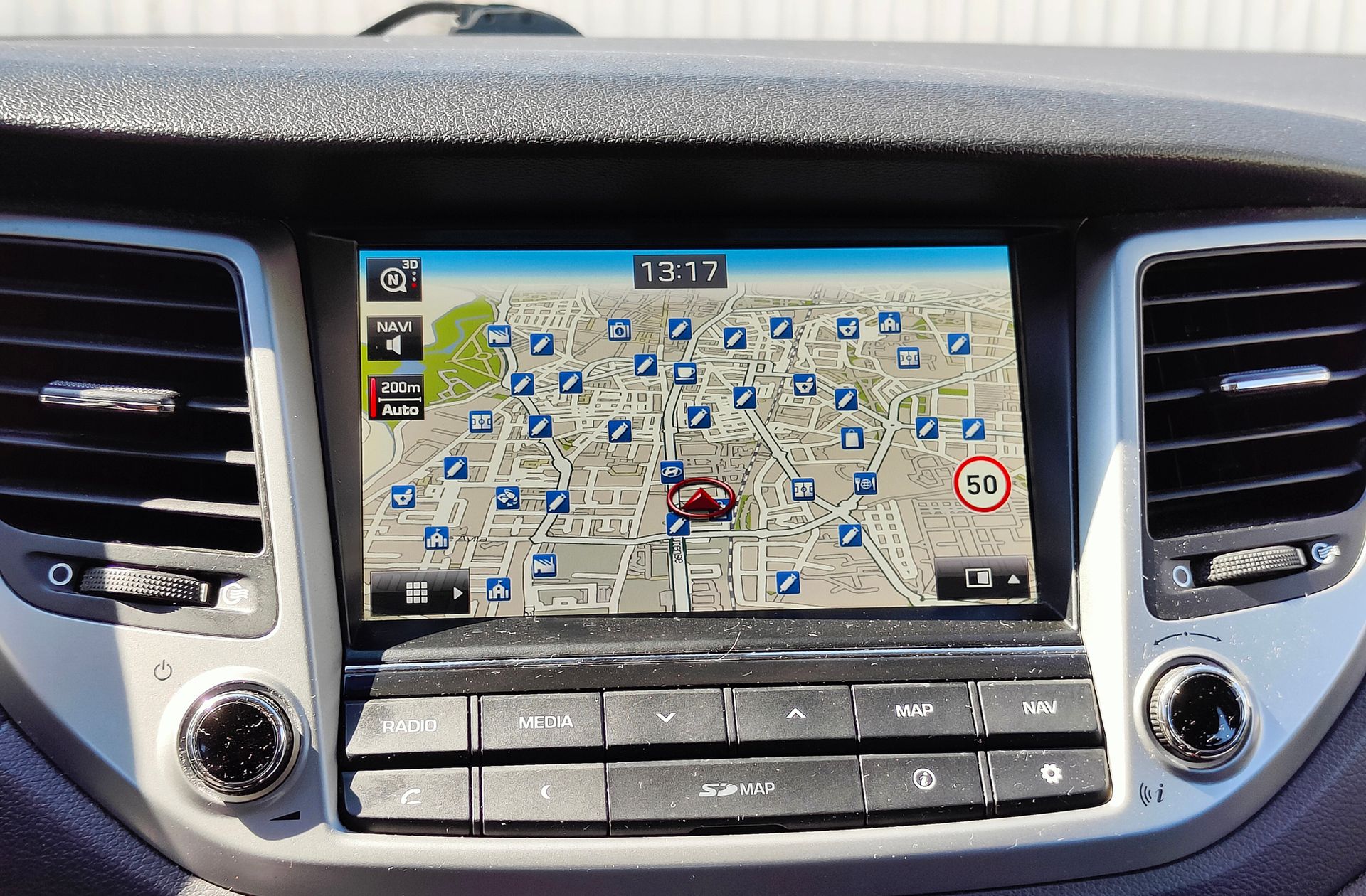 Hyundai Tucson 1.6 T-GDi Link Sky 4x2 - foto 8