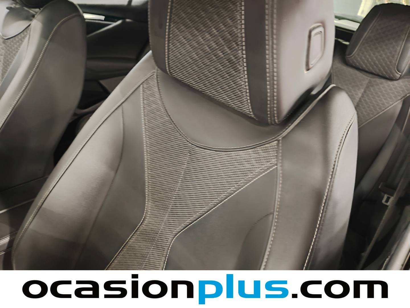 Foto DS DS 4 DS DS4 BlueHDi 130 Trocadero Auto (130 CV)