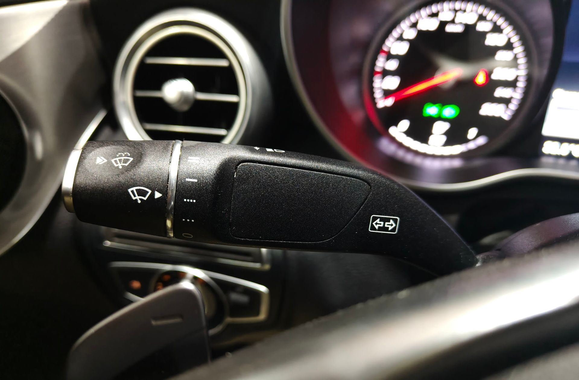 Mercedes-Benz Clase C C Coupe 220 d AMG Line - foto 25