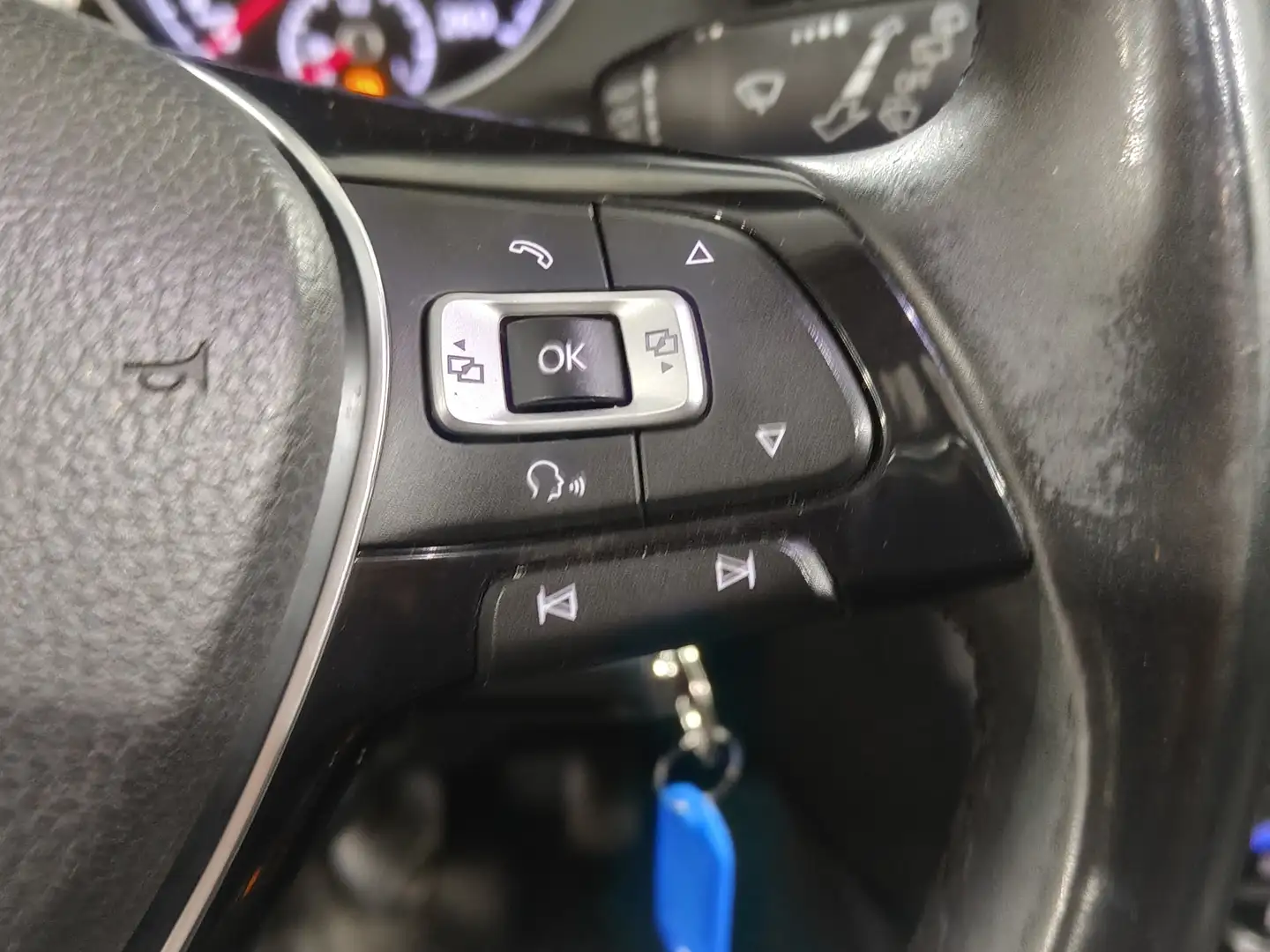 Foto Volkswagen Golf Volkswagen Golf Sport 2.0 TDI CR BMT (150 CV)