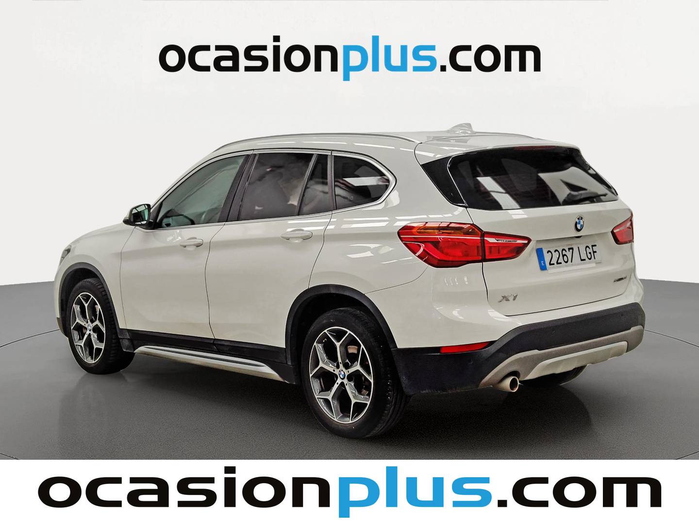 Foto trasera BMW X1 BMW X1 sDrive18i (140 CV) izquierda