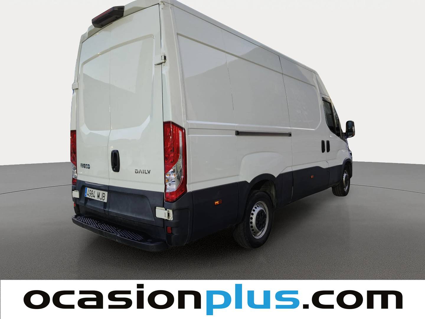 Foto trasera Iveco Daily Iveco Daily Furgon 35S 16 V 3520L/H2 (156 CV) derecha