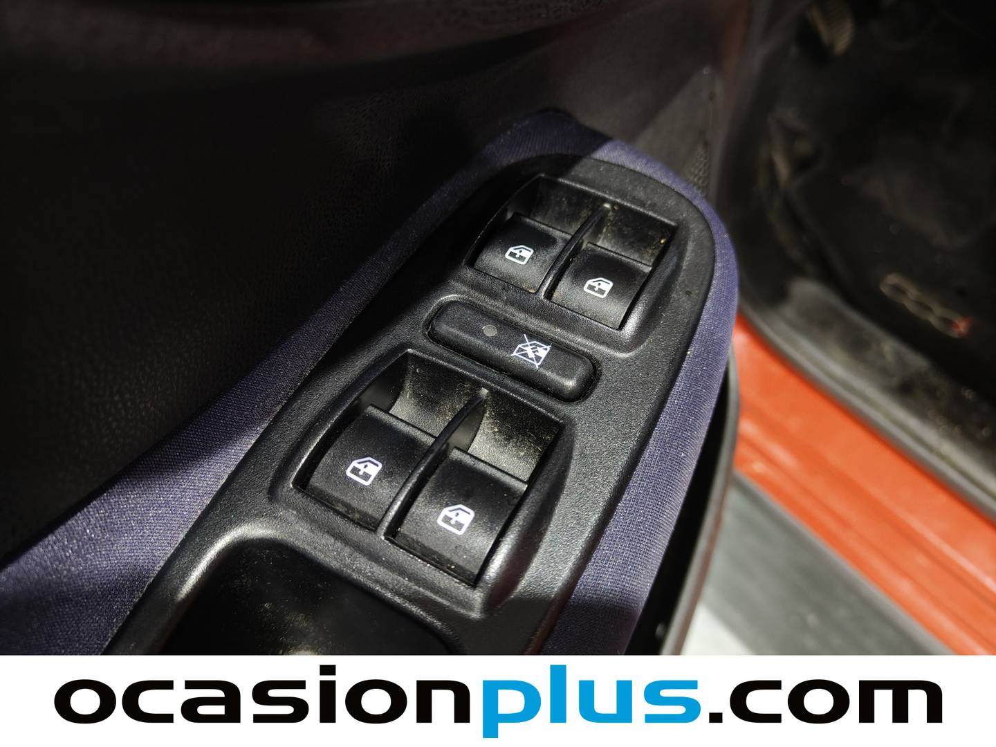 Foto Fiat 500L Fiat 500L 1.4 16v S&S Cult  (95 CV)