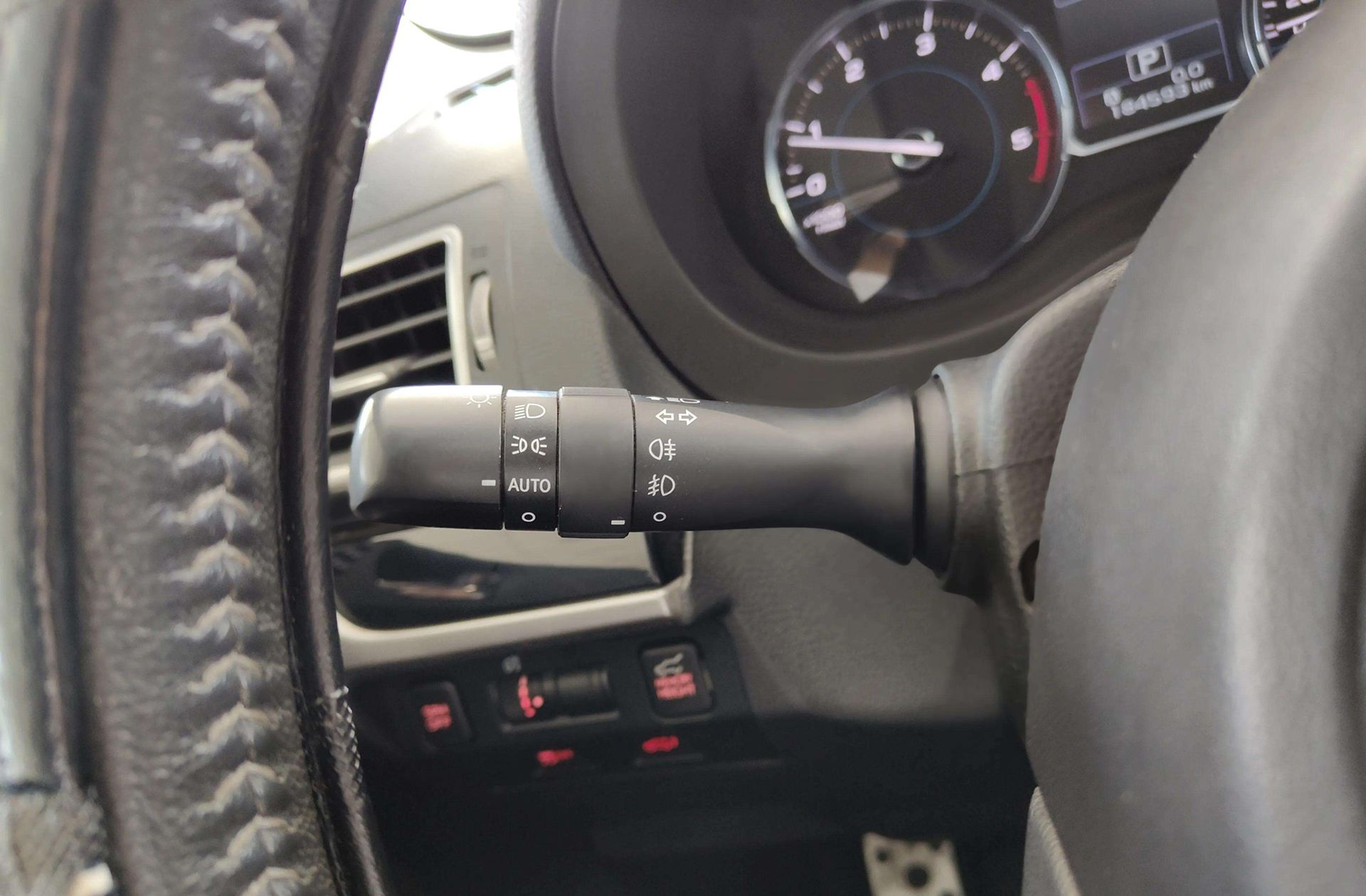 Subaru Forester 2.0 TD Executive Plus Lineartronic - foto 28
