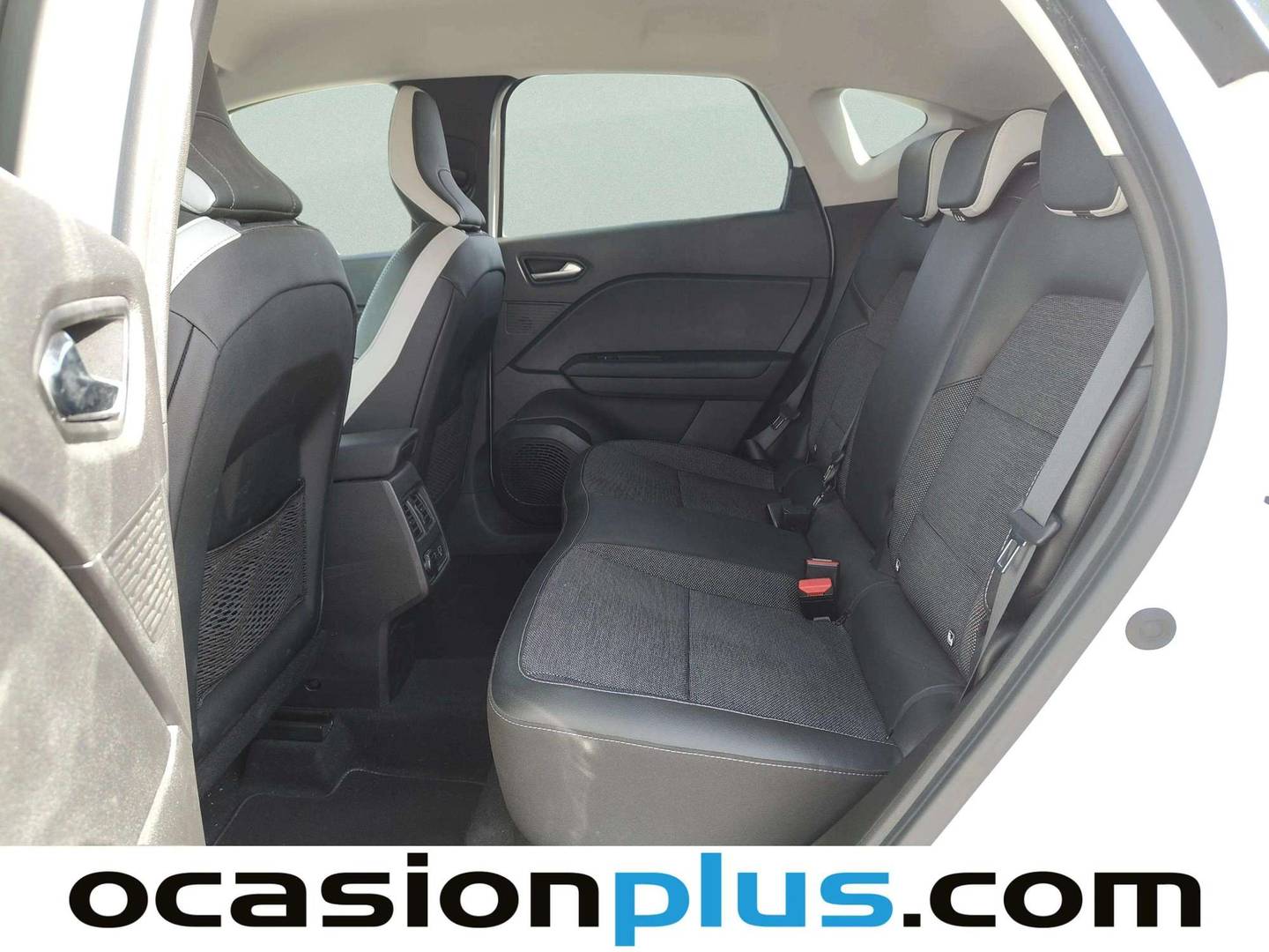 Foto asientos traseros Renault Captur Renault Captur Zen TCe Micro Híbrido (140 CV) GPF
