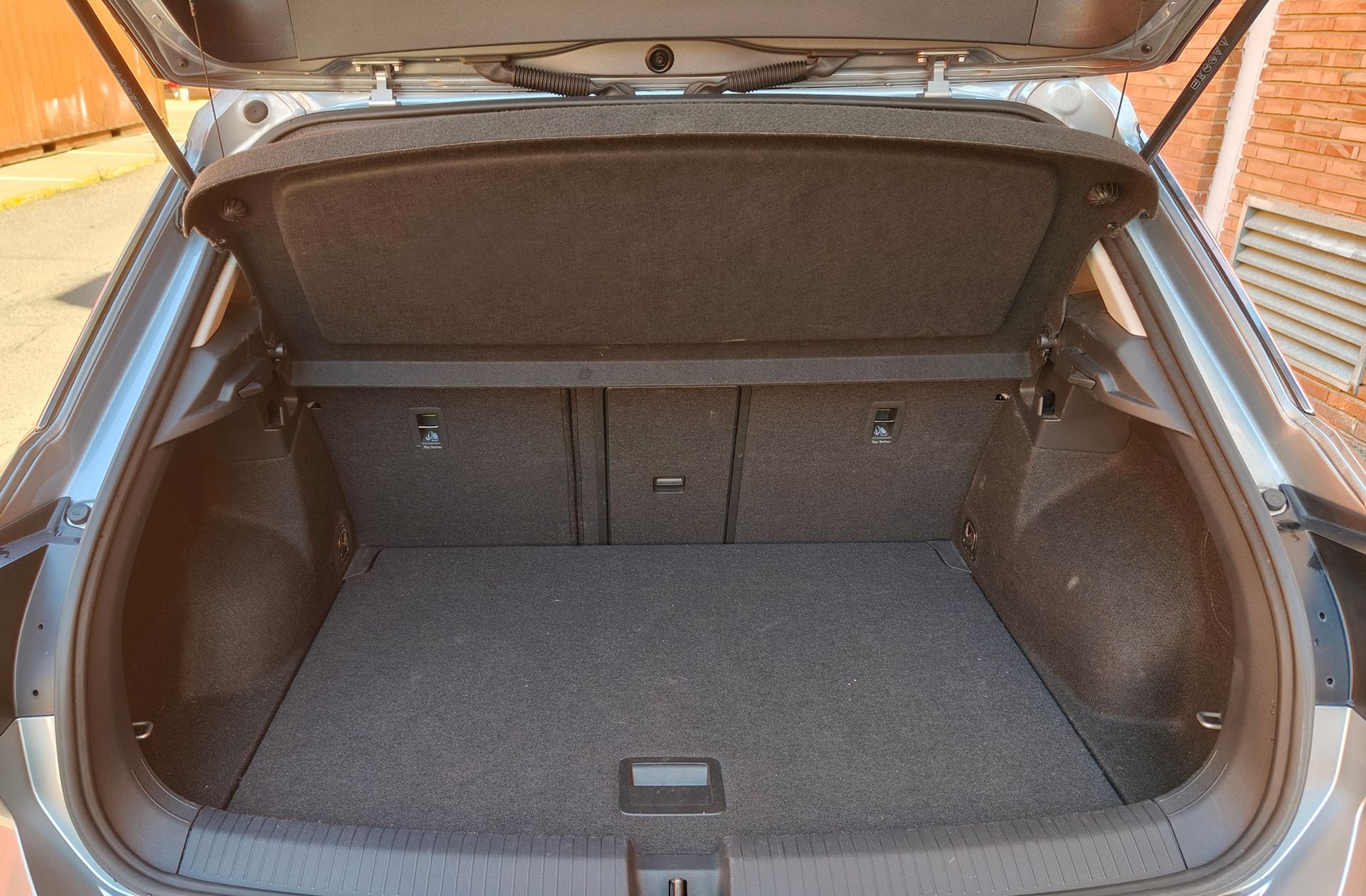 Volkswagen T-Roc Life 1.5 TSI DSG - foto 15