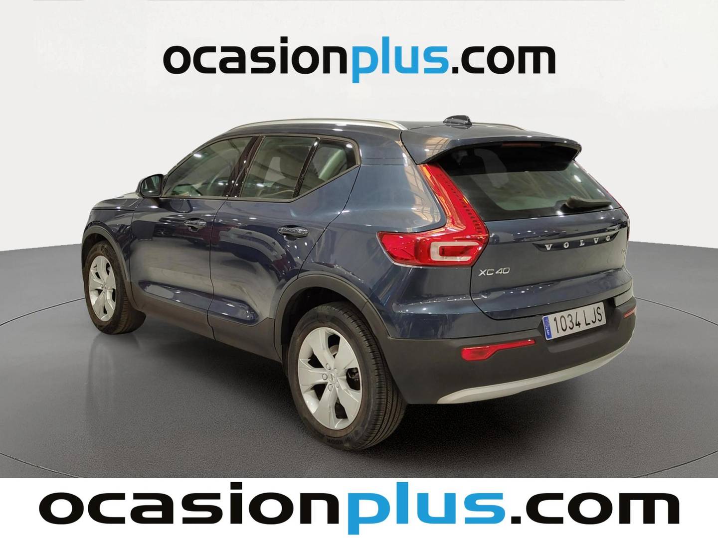 Foto trasera Volvo XC40 Volvo XC40 D3 Momentum AWD Auto (150 CV) izquierda