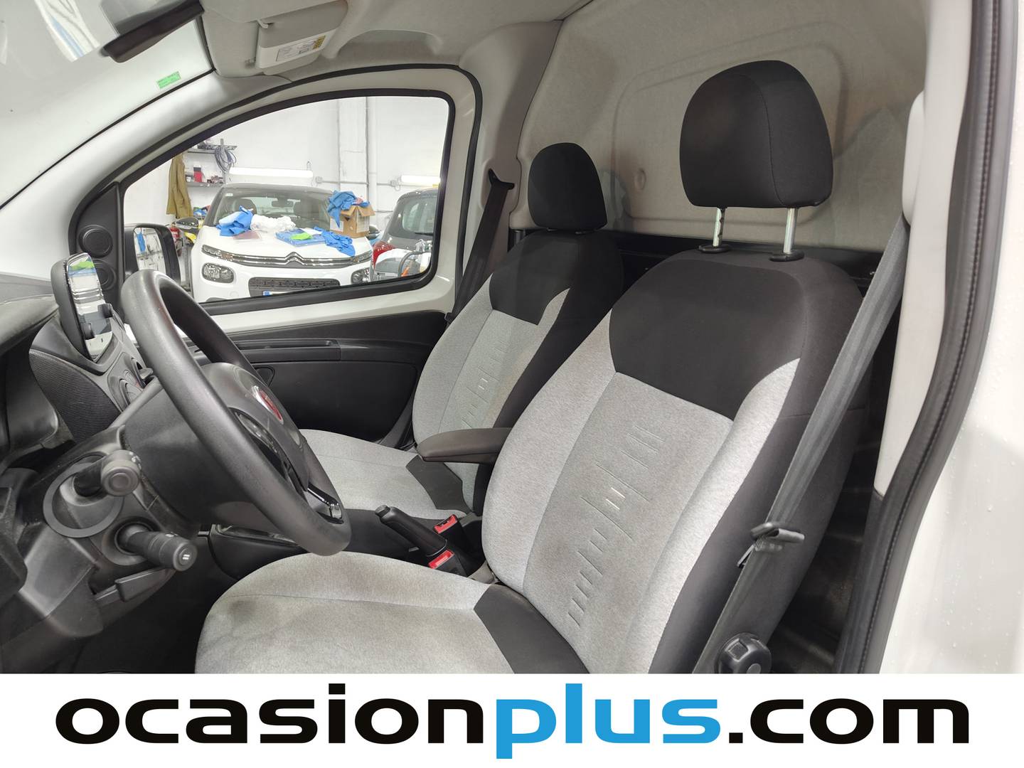 Foto asientos delanteros Fiat Fiorino Cargo Fiat Fiorino Cargo Furgon 1.3 Multijet SX N1 (80 CV)