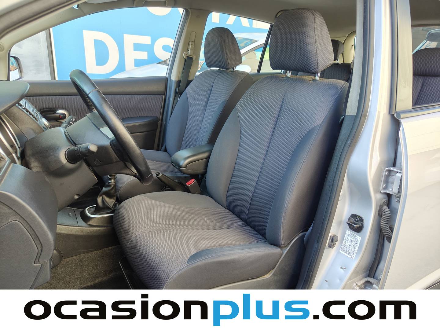 Foto asientos delanteros Nissan Tiida Nissan Tiida 1.5 dCi Acenta Pack (105 CV)