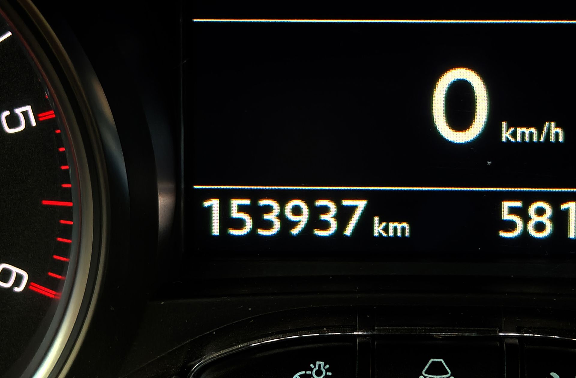 Peugeot 2008 BlueHDi 100 Allure - foto 10