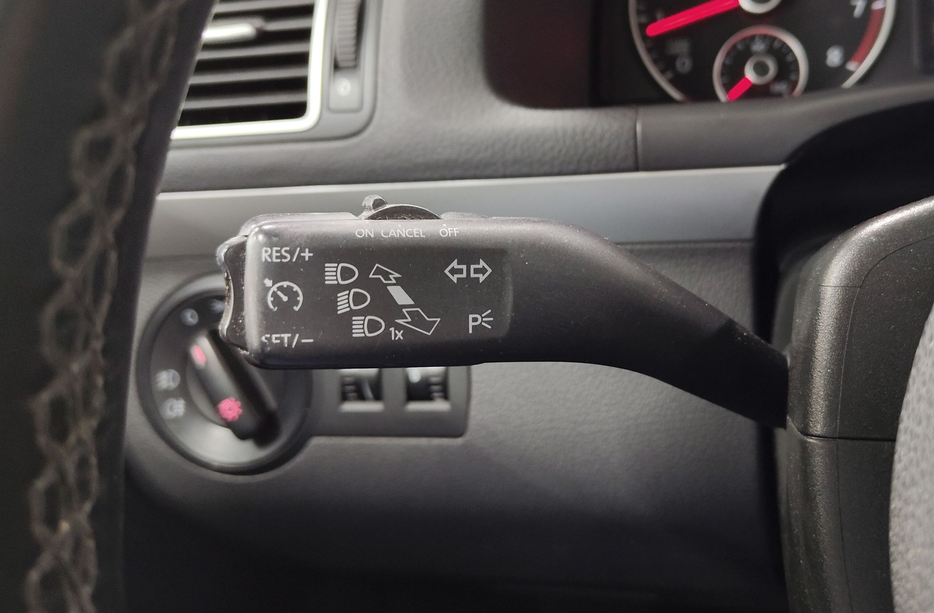 Volkswagen Touran 1.2 TSI Edition 7 plazas - foto 23