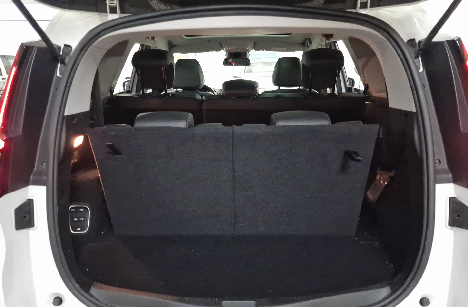 Renault Grand Scénic Zen TCe GPF 7 plazas - foto 20
