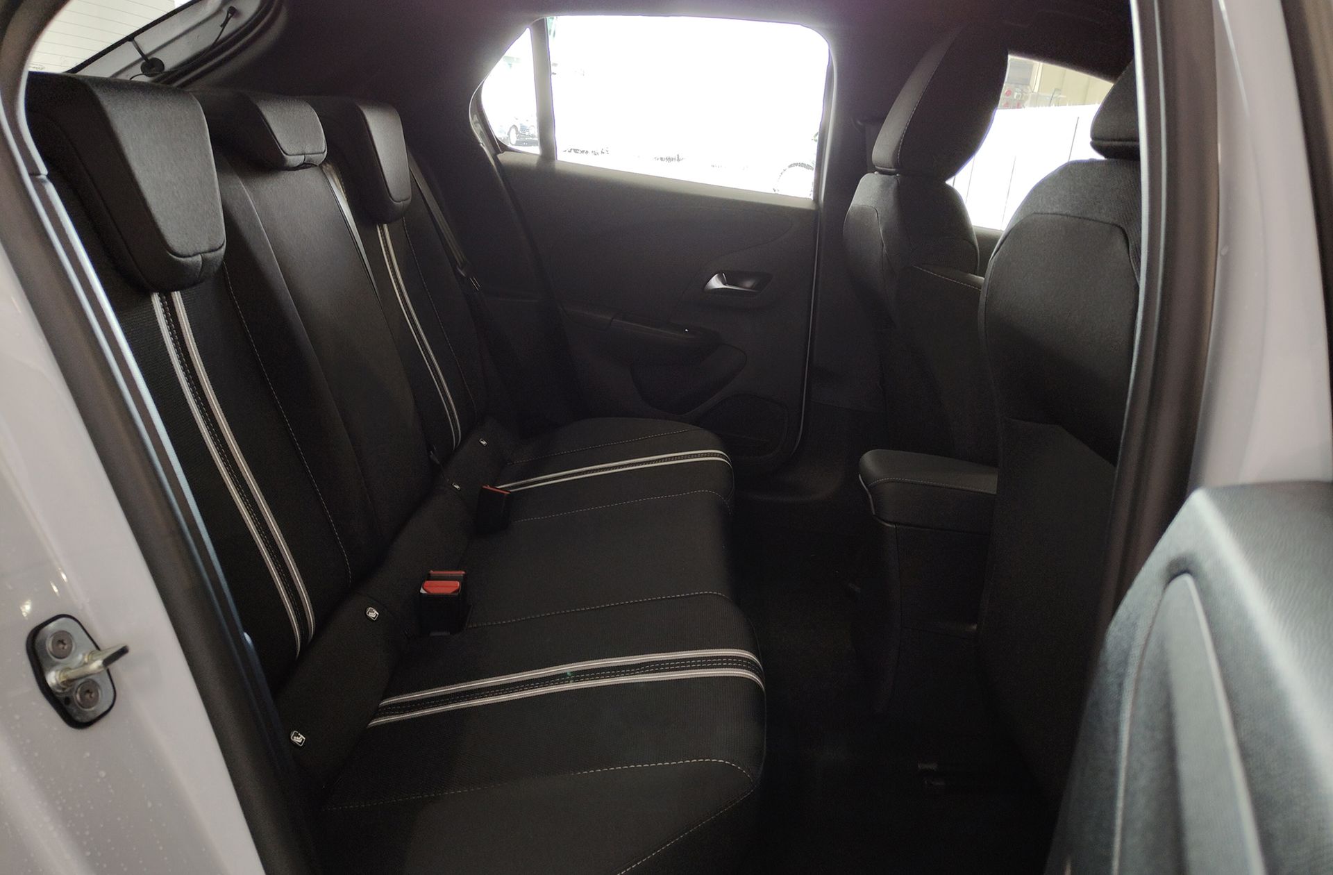 Opel Corsa 1.2 T XHL GS - foto 18
