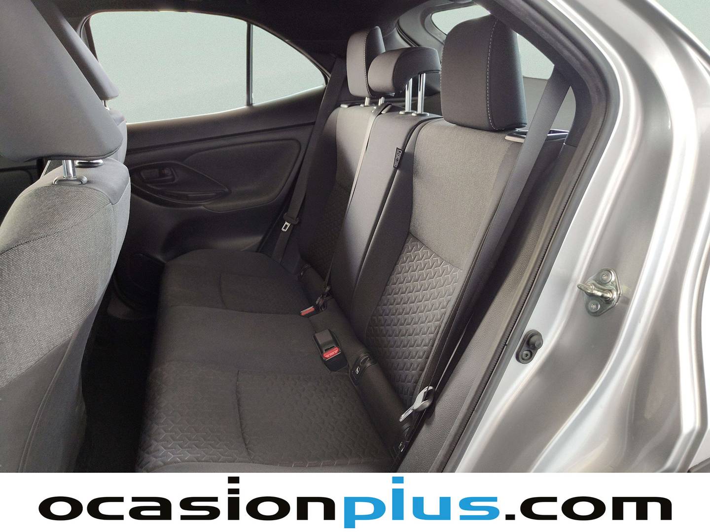 Foto asientos traseros Toyota Yaris Cross Toyota Yaris Cross 120H Active Tech (116 CV)