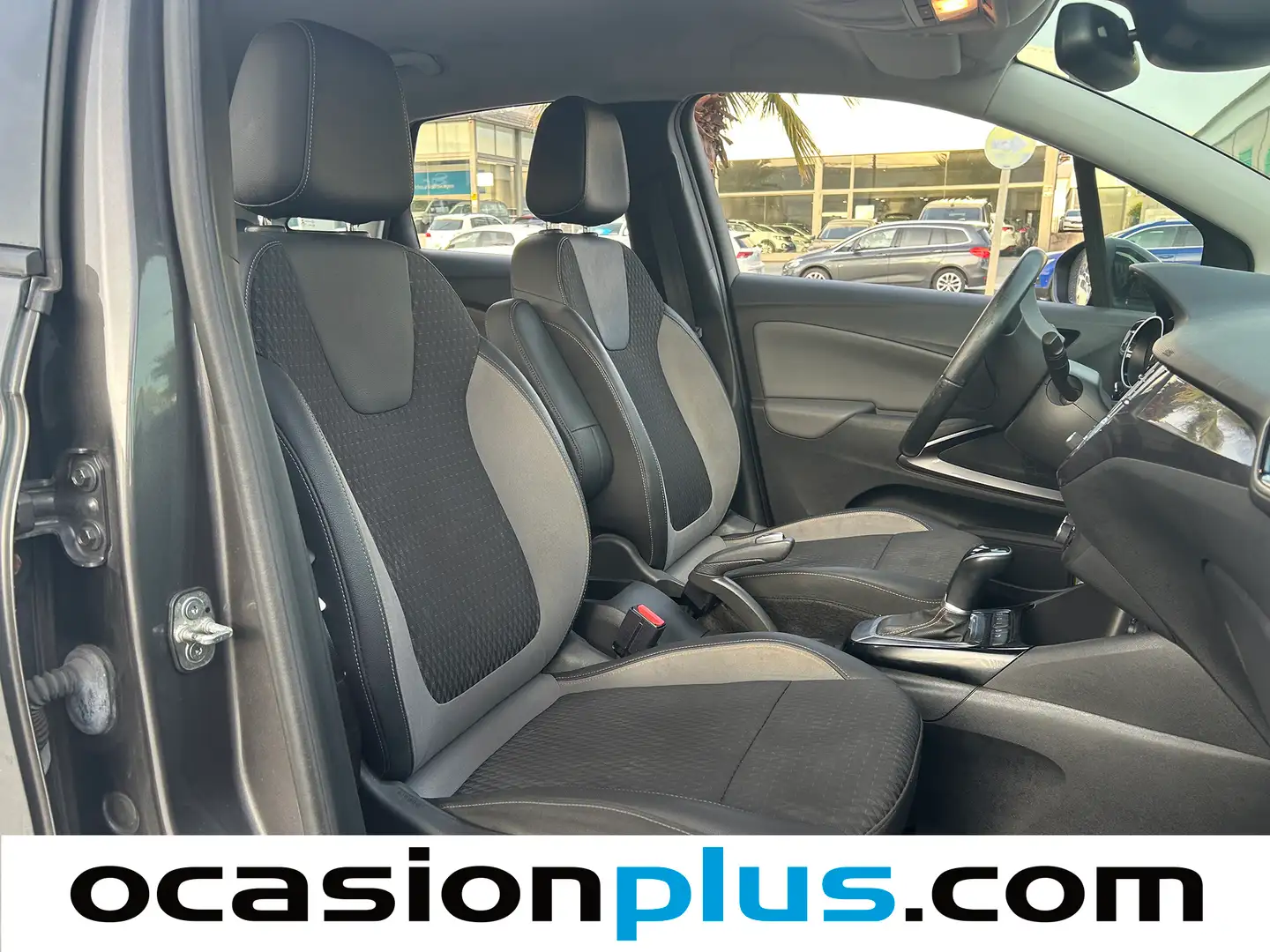 Foto Opel Crossland X Opel Crossland X 1.2 Turbo S&S Innovation Auto (130 CV)