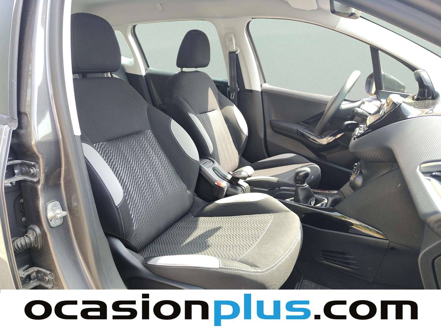 Peugeot 2008 Peugeot 2008 PureTech 82 Access (82 CV) km 0