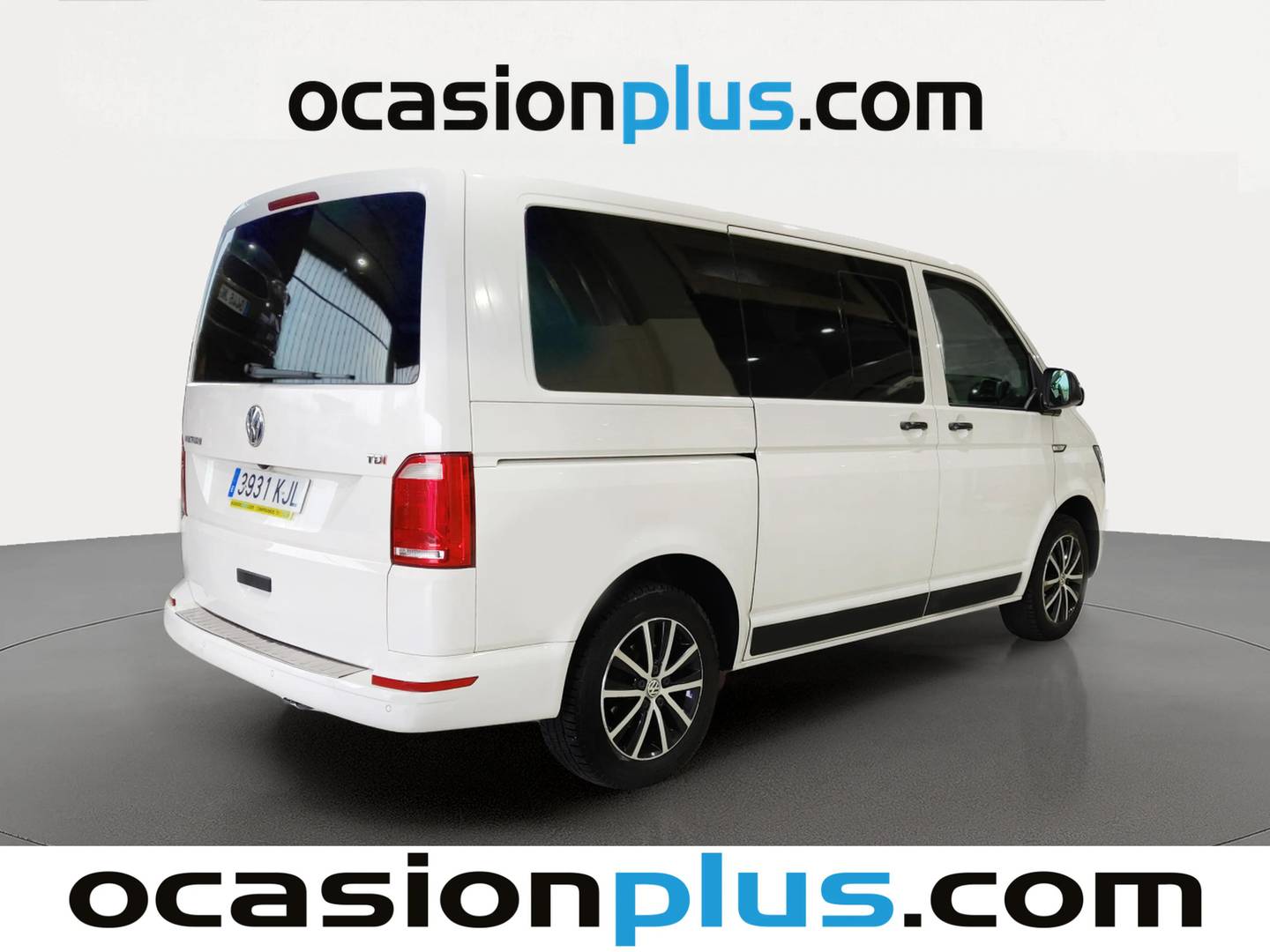 Foto trasera Volkswagen Multivan Volkswagen Multivan Outdoor Corto 2.0 TDI BMT (150 CV) DSG 7 Plazas derecha