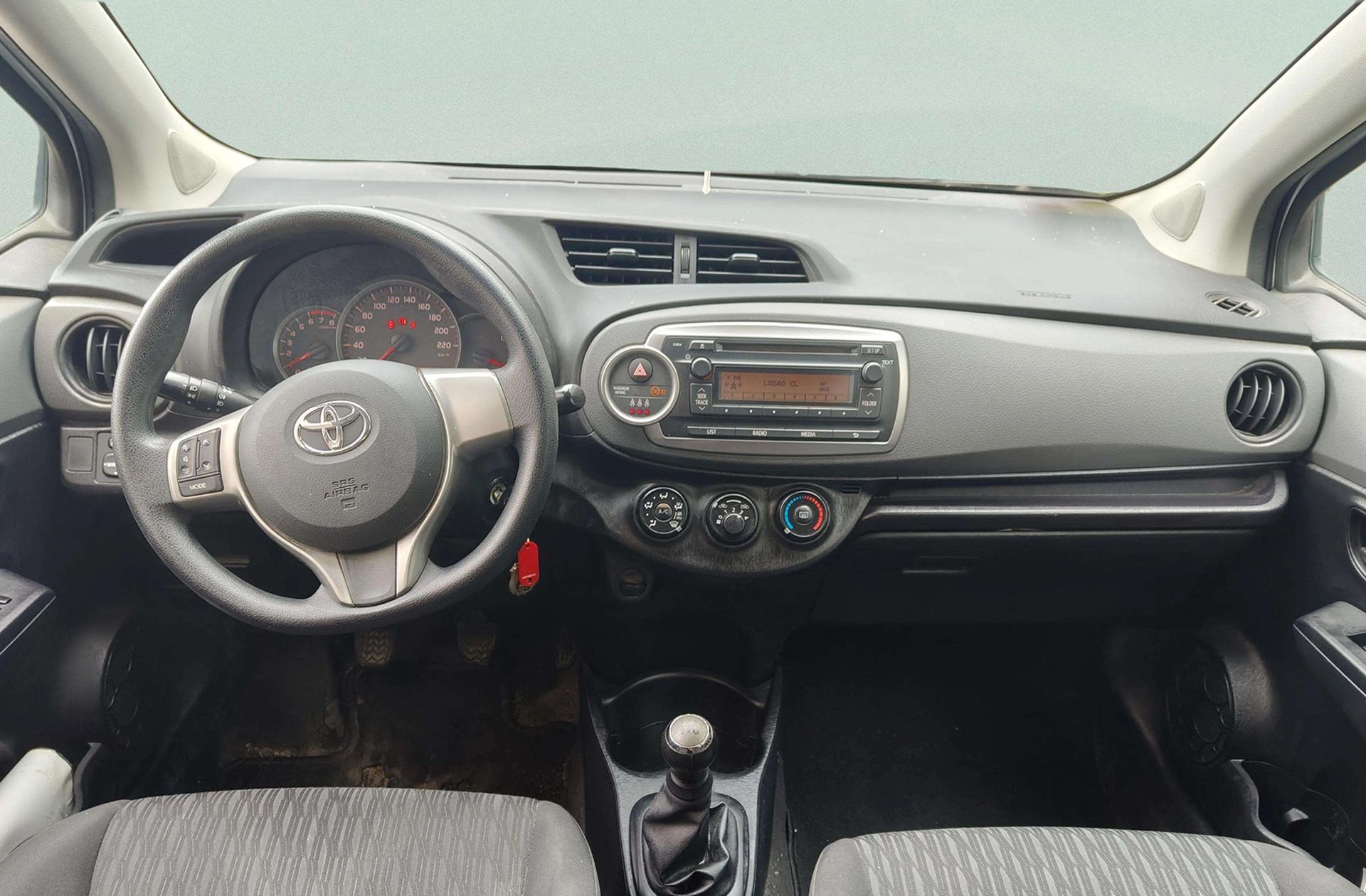 Toyota Yaris 70 Active - foto 6