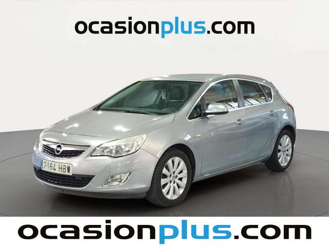 Opel Astra 1.7 CDTI Cosmo (110 CV) de segunda mano
