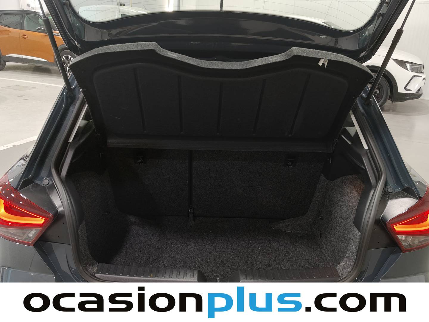 Fotos maletero Seat Ibiza Seat Ibiza 1.0 MPI S&S Ibiza+ (80 CV)