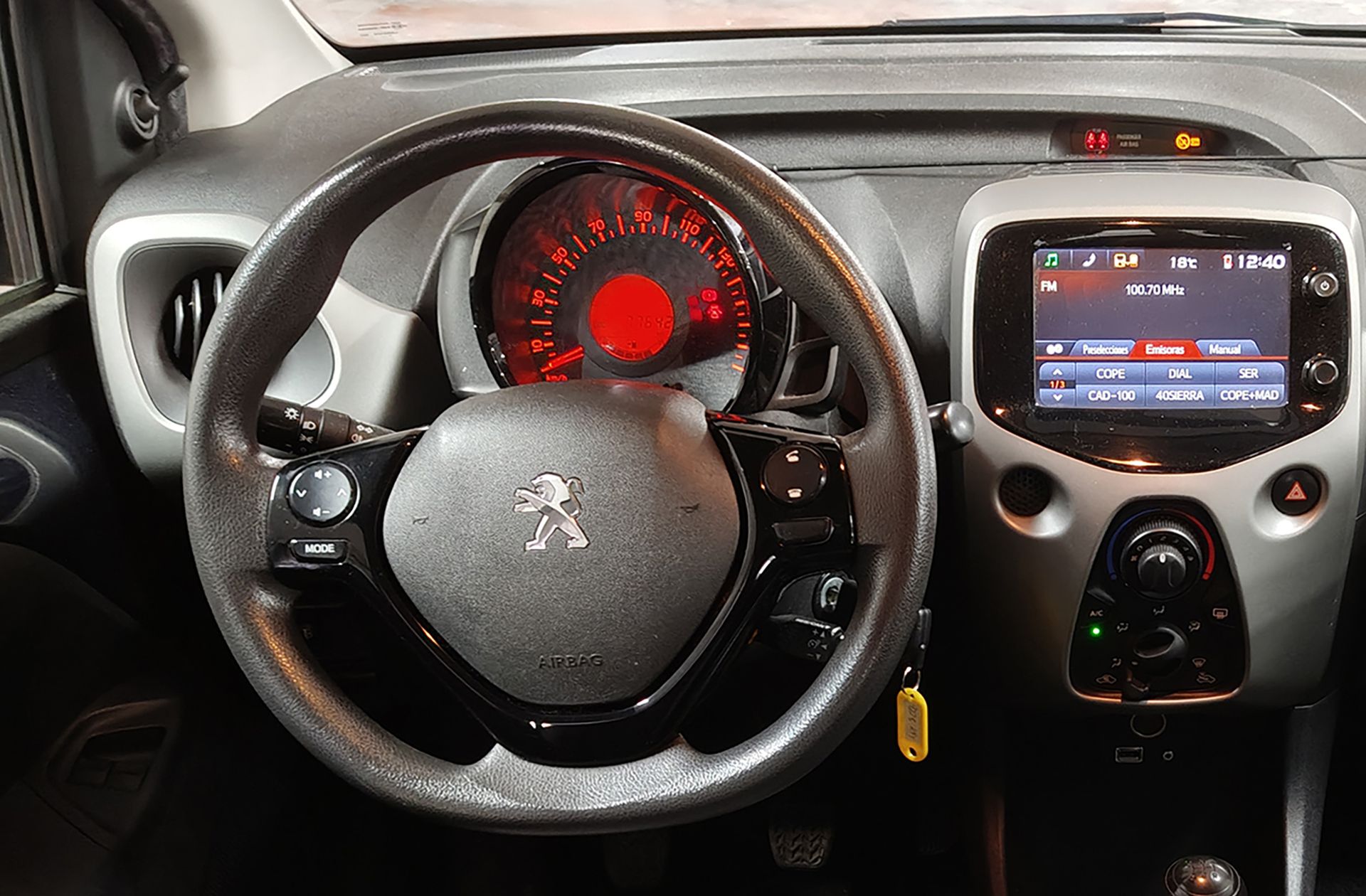 Peugeot 108 1.2 PureTech - foto 17