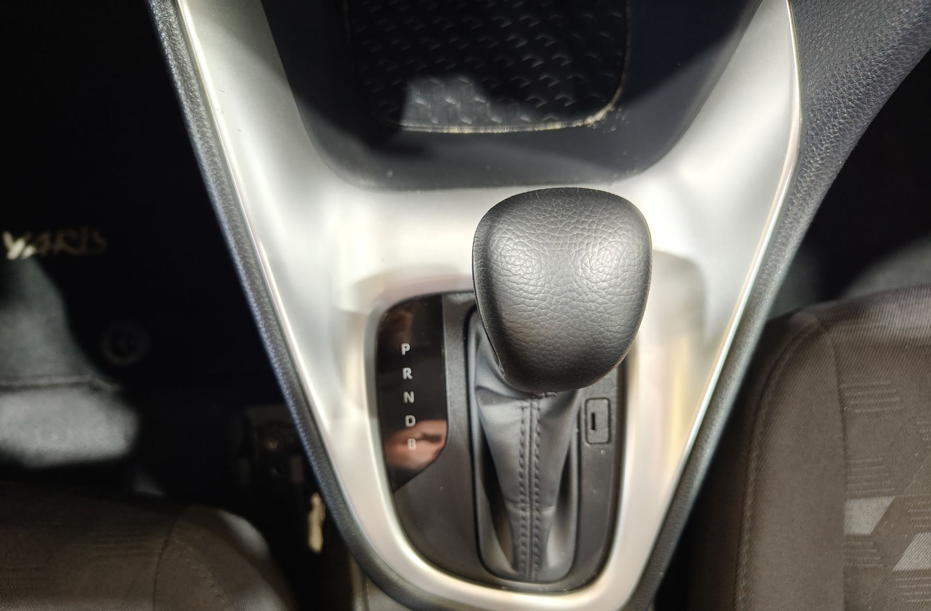 Toyota Yaris 120H Active Plus - foto 5