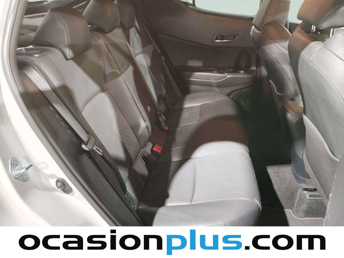 Toyota C-HR Toyota C-HR 180H Advance (184 CV) km 0