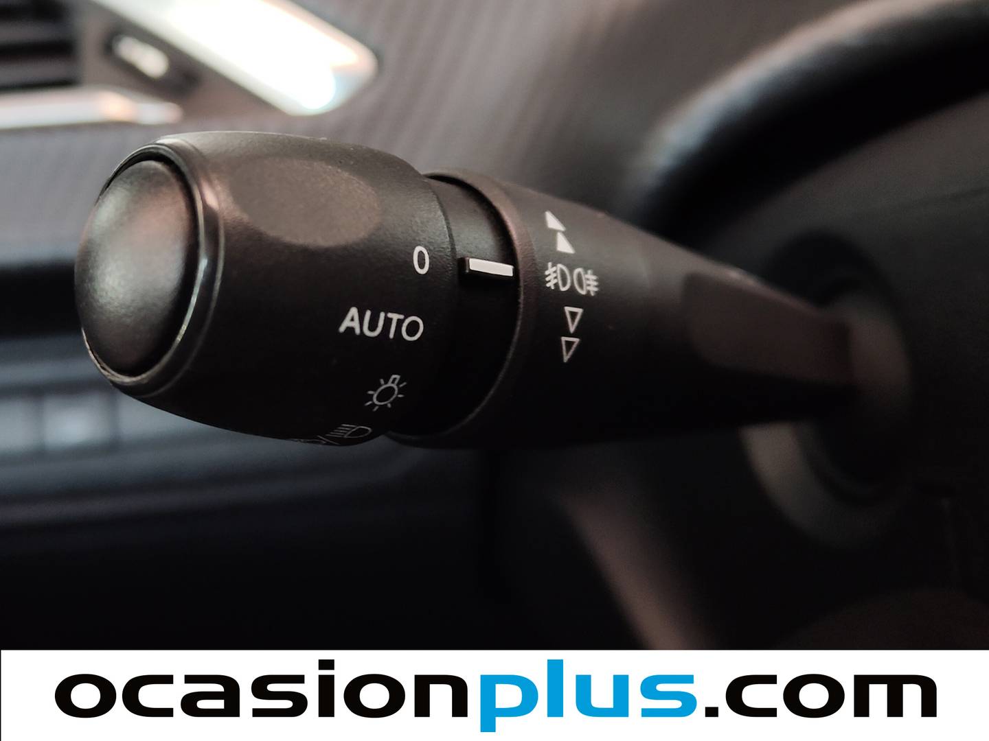 Acabados Peugeot 2008 Peugeot 2008 PureTech 110 Allure EAT6  (110 CV)