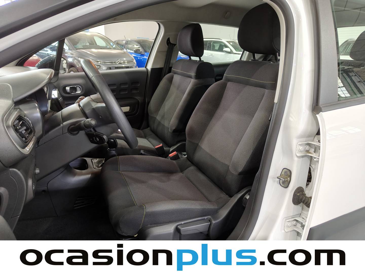 Foto asientos delanteros Citroën C3 Origin Citroën C3 Origin PureTech 83 S&S Plus (83 CV)