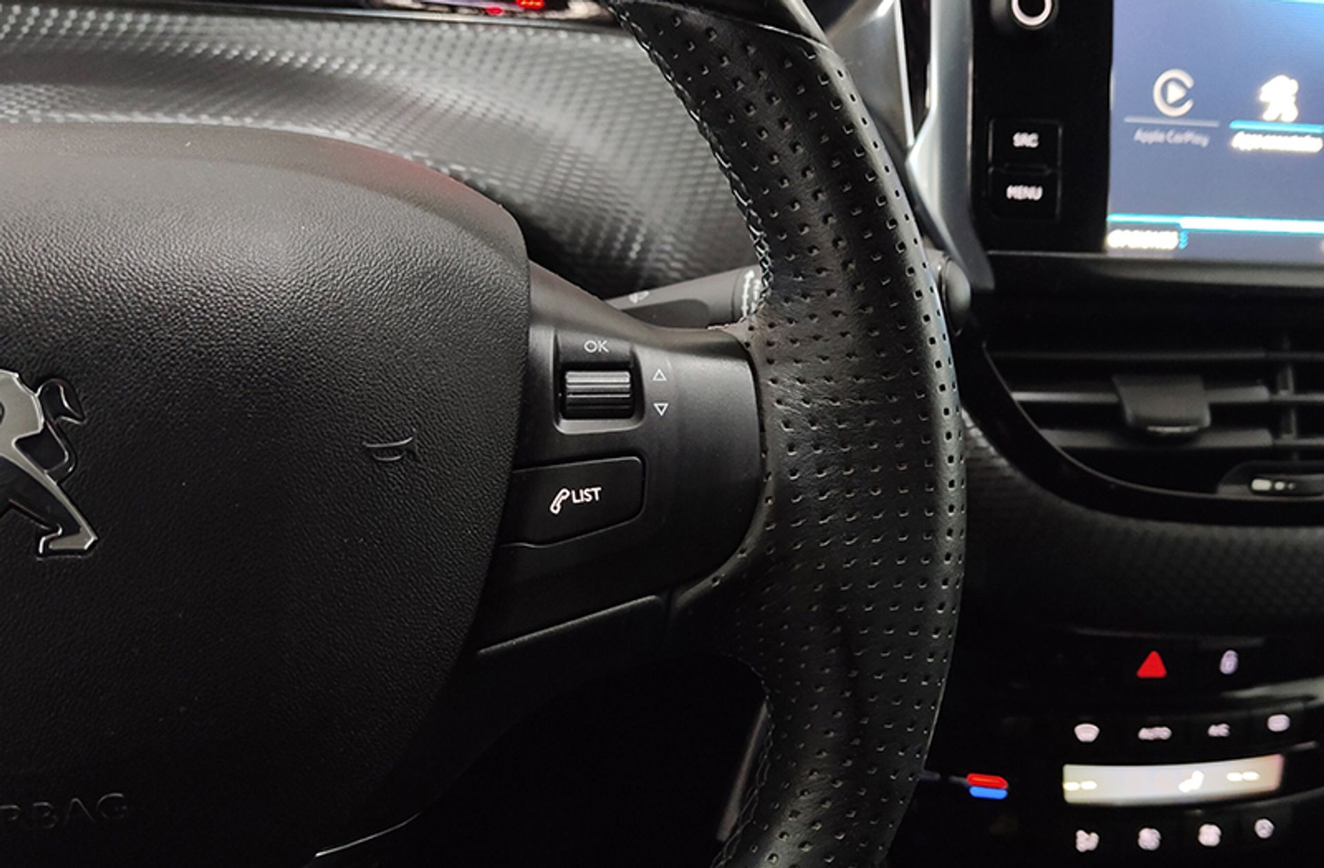 Peugeot 2008 BlueHDi 120 Crossway - foto 26