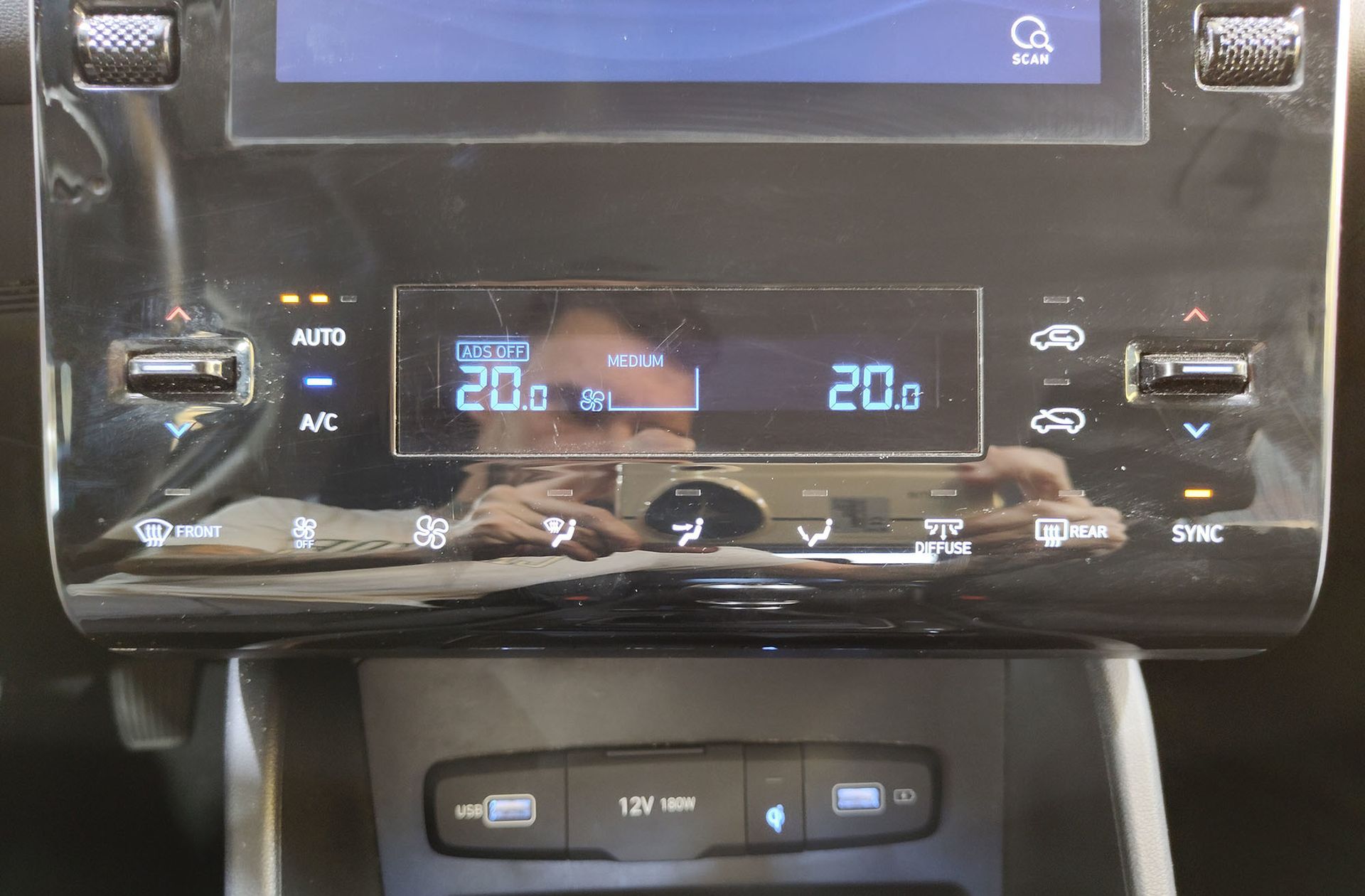 Hyundai Tucson 1.6 CRDi Maxx - foto 31