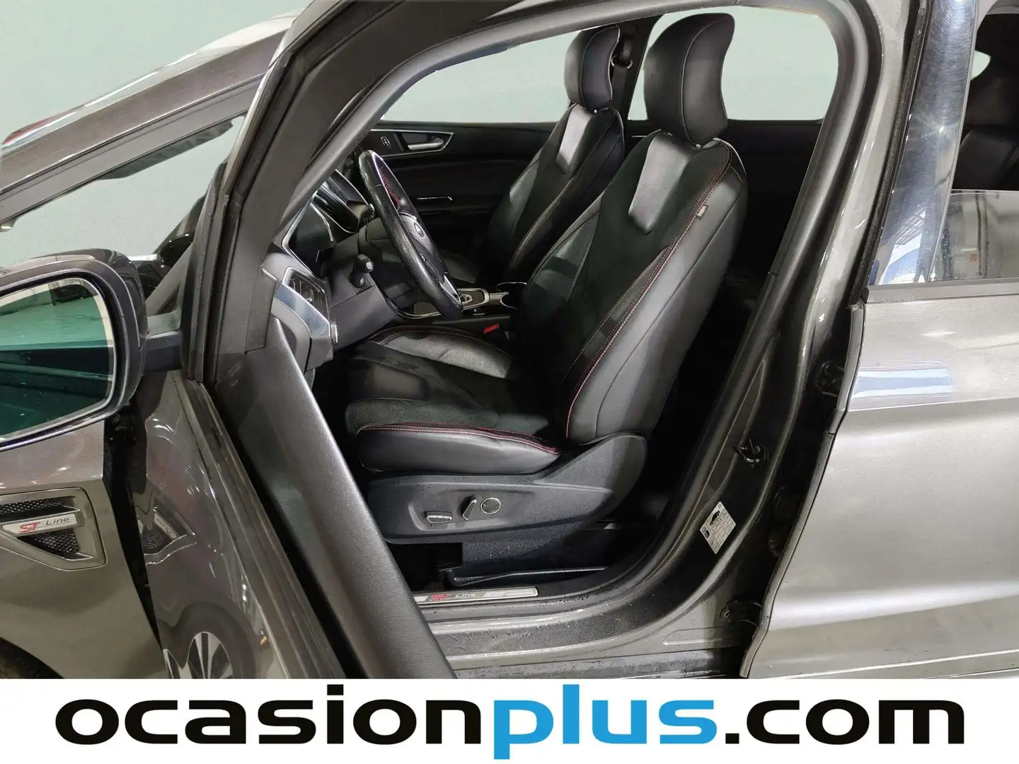 Foto Ford S-MAX Ford S-Max 2.5 Duratec FHEV ST-Line Auto (190 CV) 7 Plazas