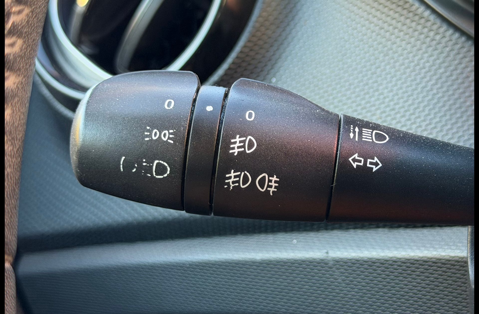 Renault Captur Intens TCe EDC - foto 19