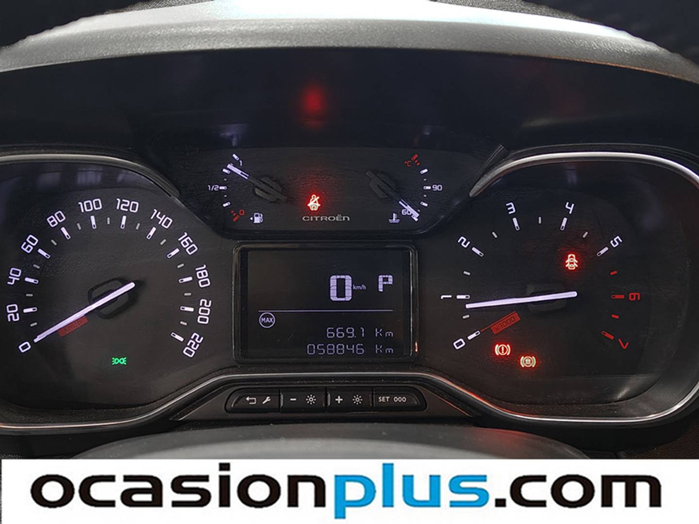 Foto Citroën C3 Aircross Citroen C3 Aircross PureTech 130 Shine Pack EAT6 Auto (131 CV)