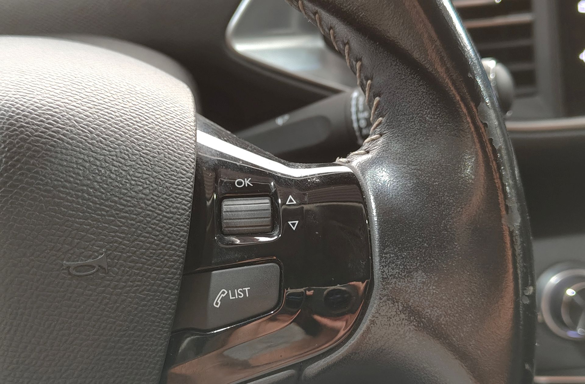 Peugeot 308 1.2 PureTech Active - foto 28