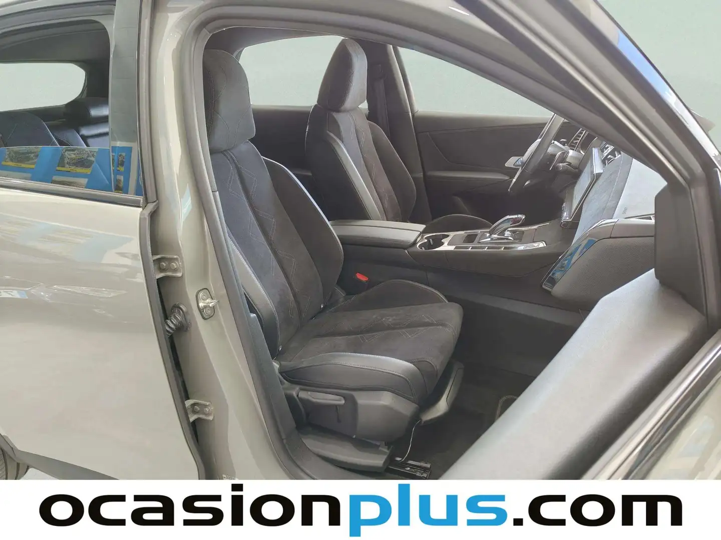 Foto DS DS 7 DS DS7 Crossback BlueHDi 130 Performance Line Auto (130 CV)