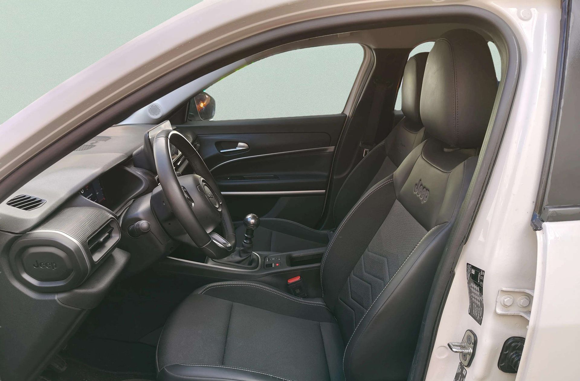 Jeep Avenger 1.2 G Altitude - foto 13