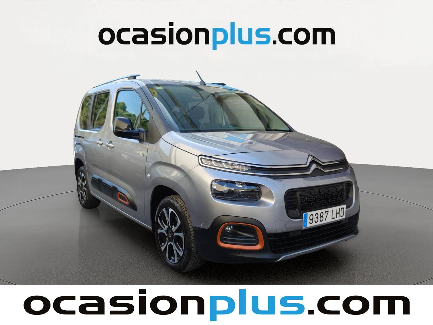 Foto delantera Citroën Berlingo Citroën Berlingo PureTech 130 S&S Talla M Shine EAT8 (130 CV) derecha