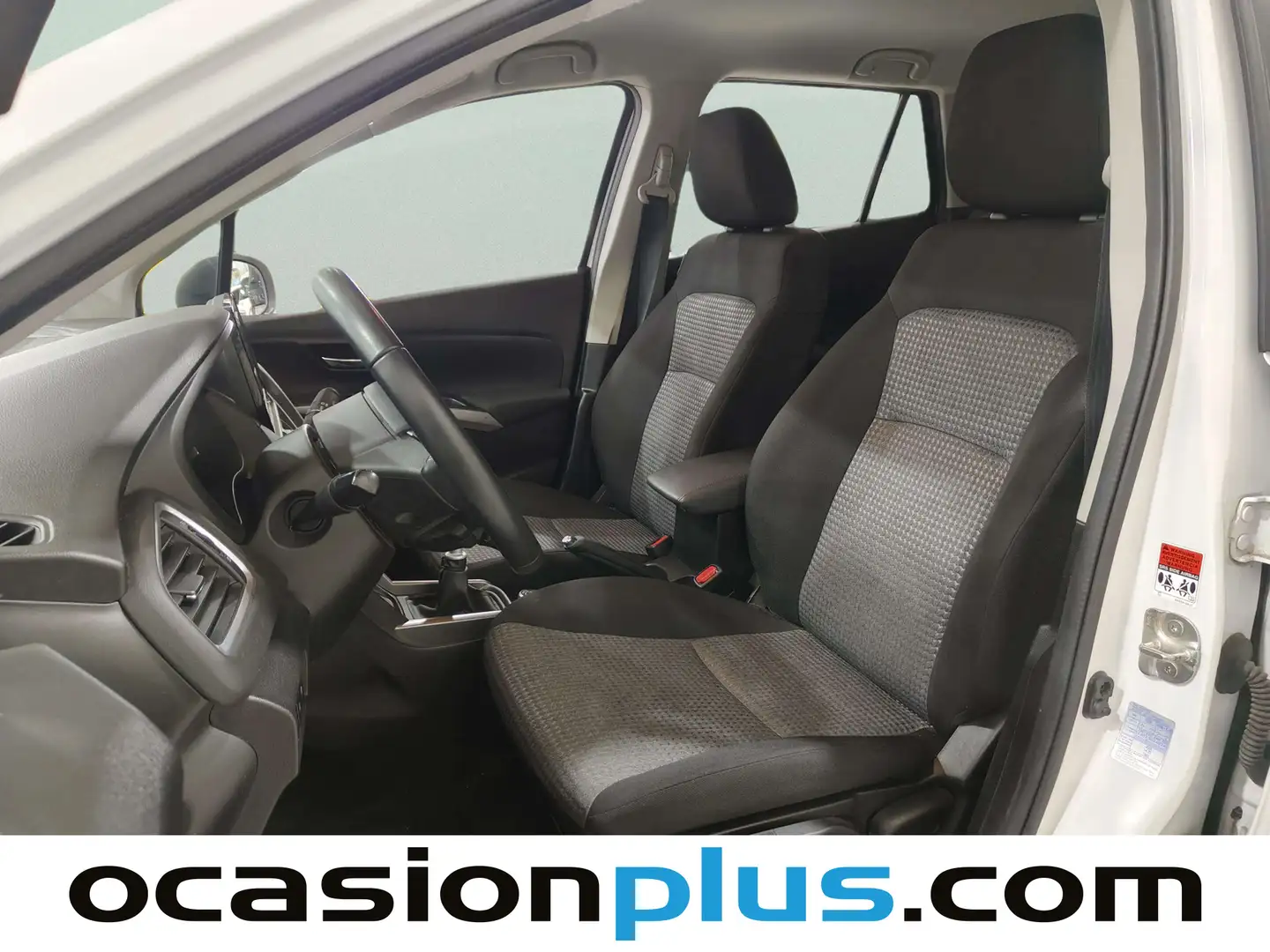Foto Suzuki S-Cross Suzuki S-Cross 1.4T Mild Hybrid S2 4WD  (129 CV)