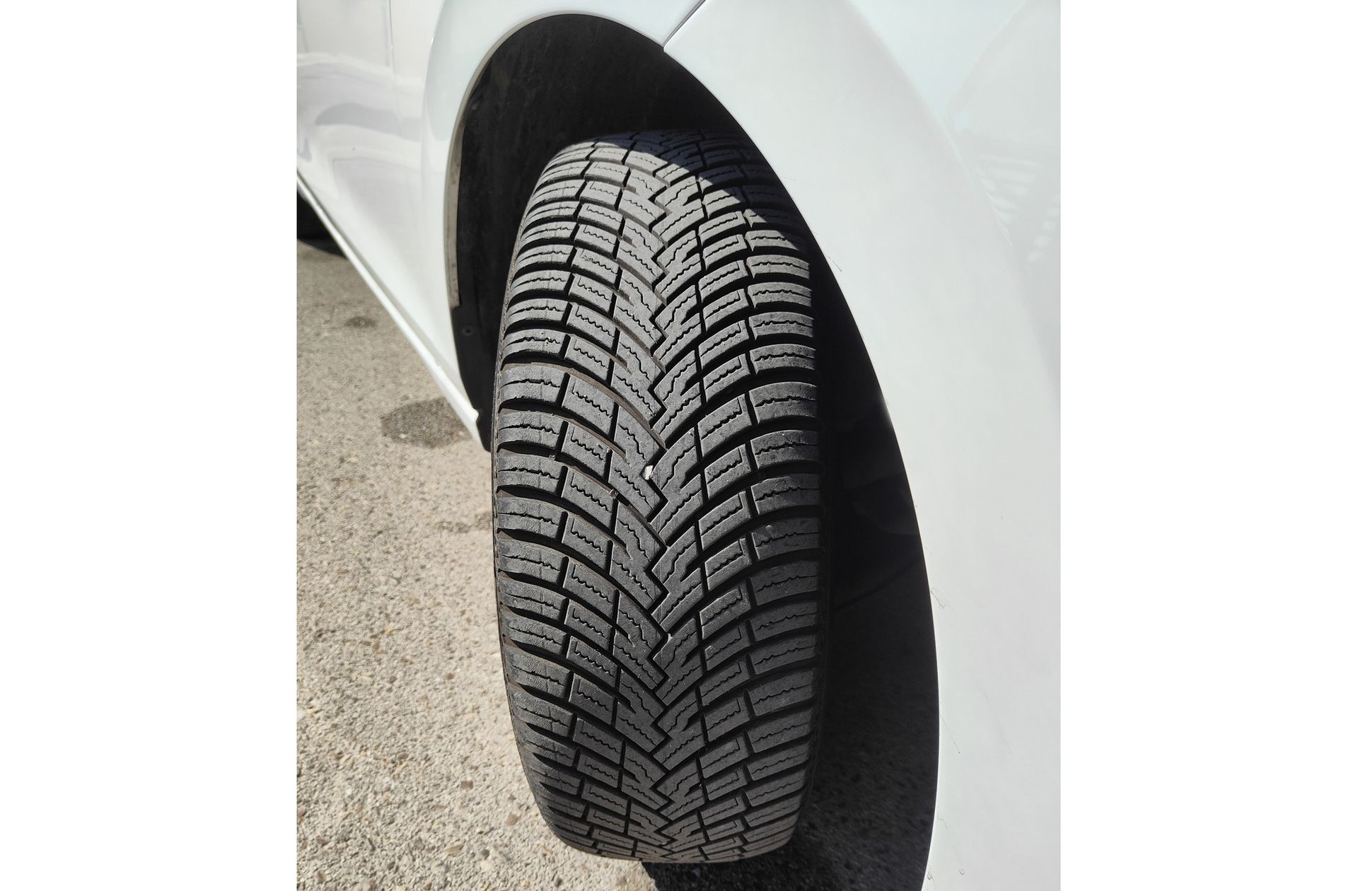 Volkswagen Golf 2.0 TDI - foto 33