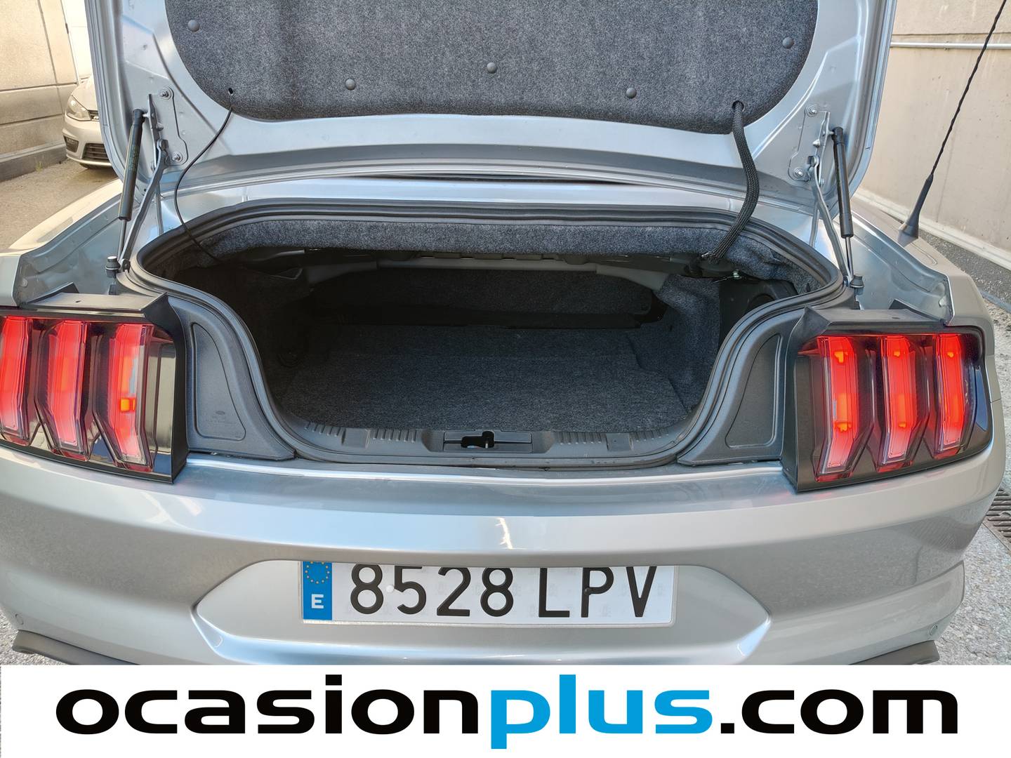 Fotos maletero Ford Mustang Ford Mustang 5.0 Ti-VCT V8 Convertible Mustang GT Autom. (450 CV)