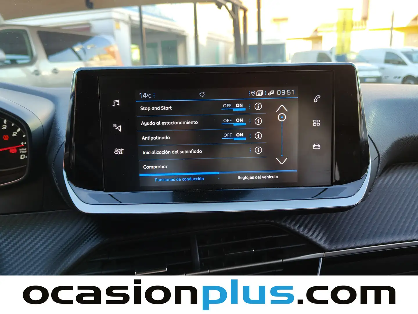 Foto Peugeot 2008 Peugeot 2008 PureTech 100 S&S Allure  (100 CV)