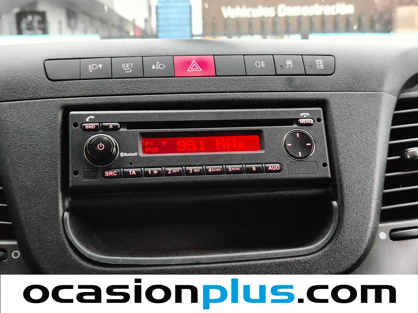 Foto Iveco Daily Iveco Daily 2.3 TD 35S 16 3520/H2 (156 CV) Camperizada