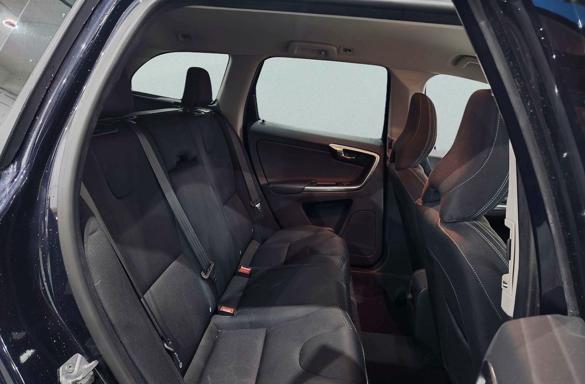 Volvo XC60 D3 Kinetic - foto 13