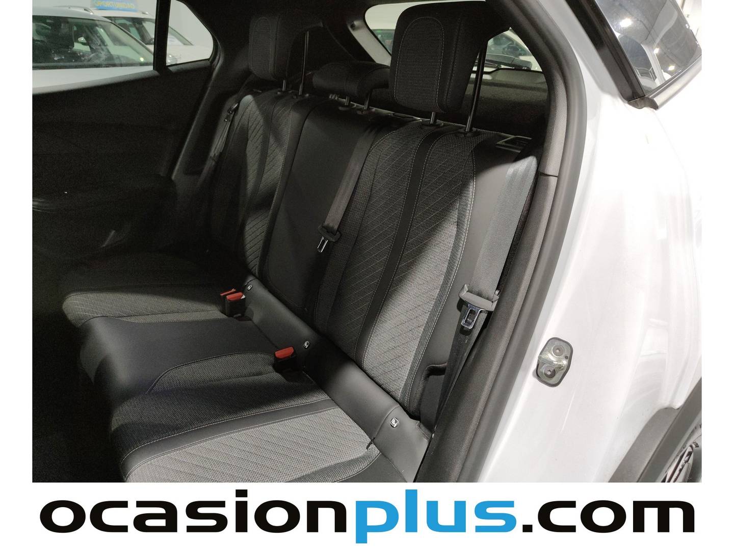 Foto Peugeot 2008 Peugeot 2008 PureTech 100 S&S Allure (100 CV)