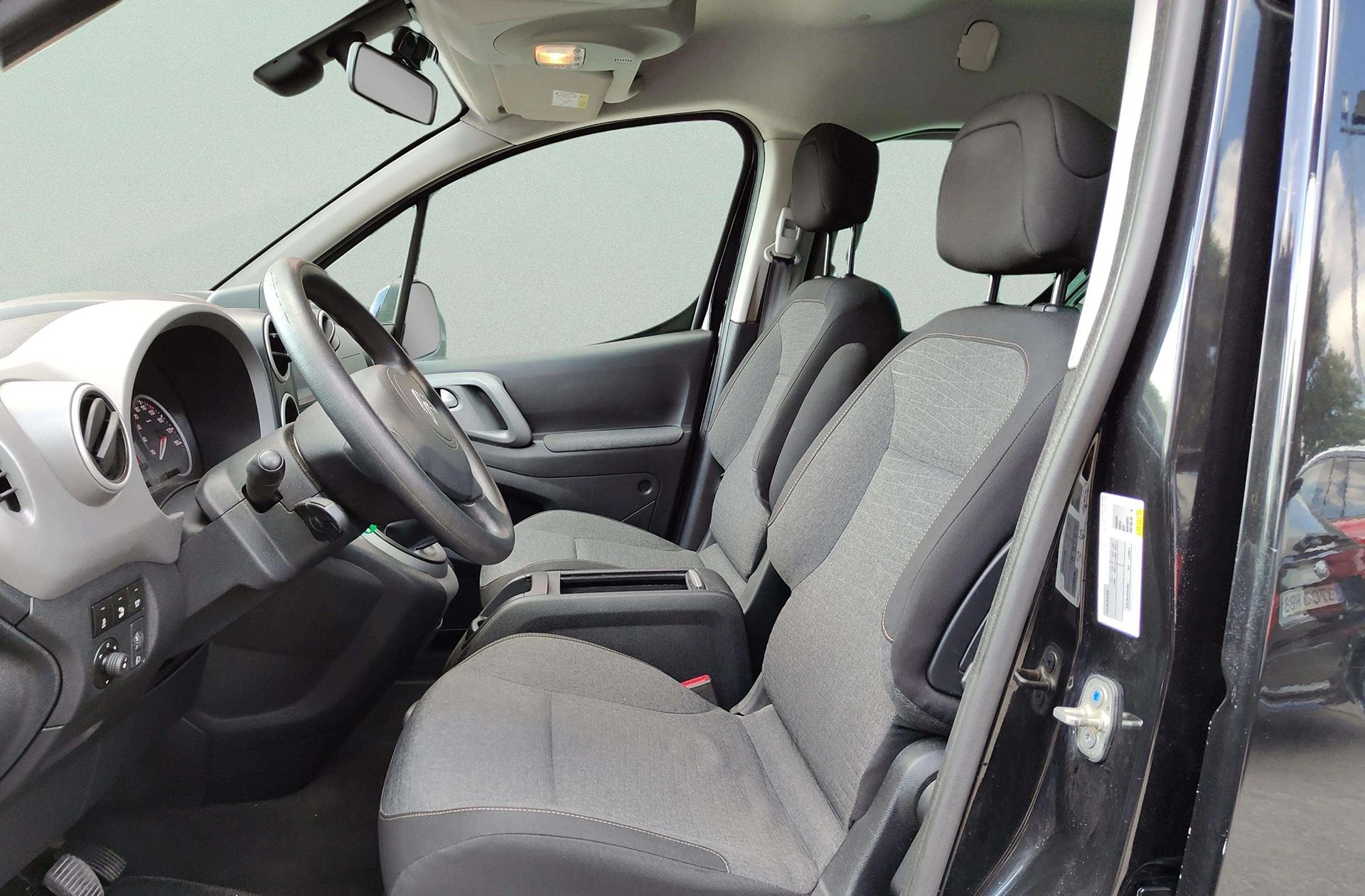 Citroën Berlingo Combi PureTech 110 Multispace 20 Aniversario - foto 10