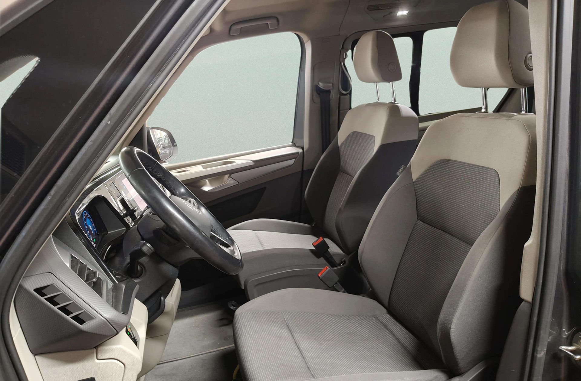 Volkswagen Multivan 1.4 TSI PHEV Batalla Corta DSG 7 plazas - foto 13