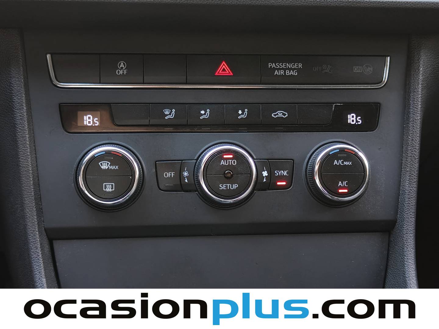 Equipamiento del Seat León SEAT León 1.6 TDI S&S Style (105 CV)