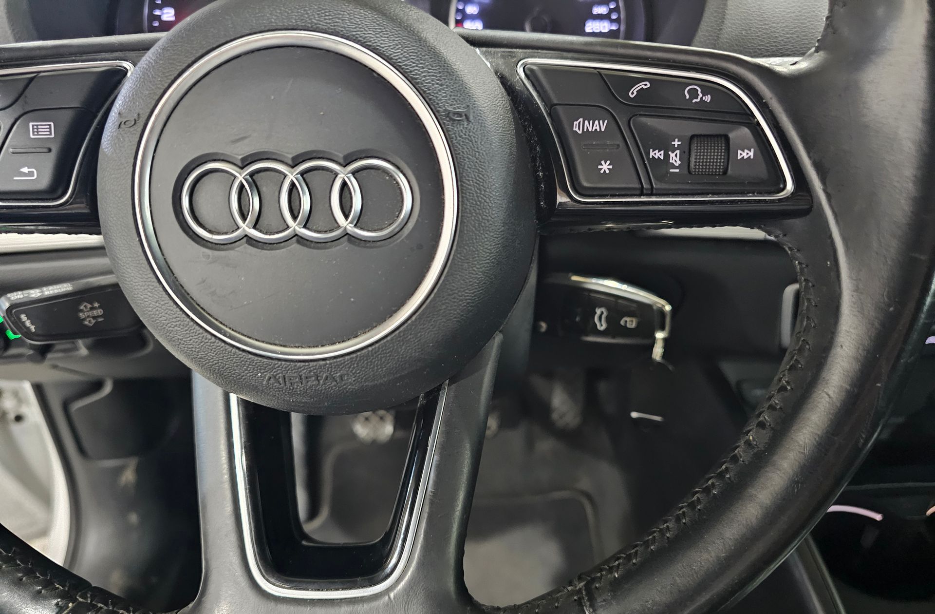 Audi A3 1.6 TDI sport edition - foto 26