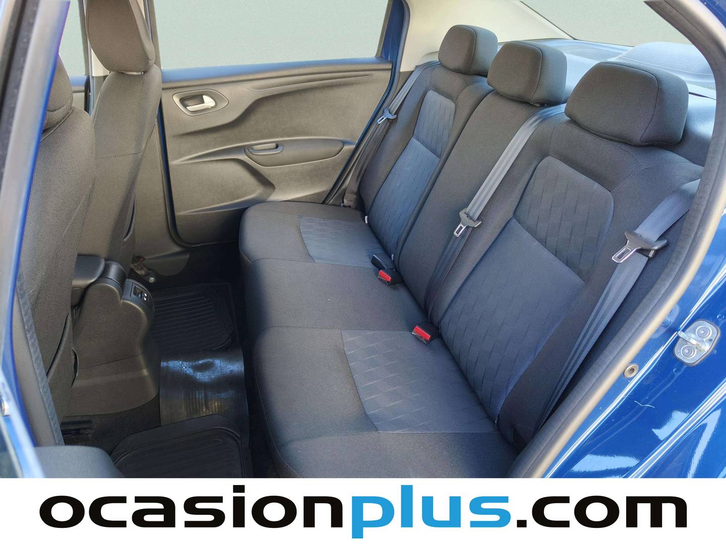 Foto asientos traseros Citroën C-Elysée Citroen C-Elysee BlueHDi 100 Shine (102 CV)